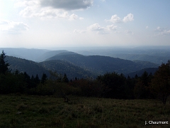 L'étendue boisée du massif est impressionnante, c'est la vaste Forêt Domaniale de Saint-Antoine